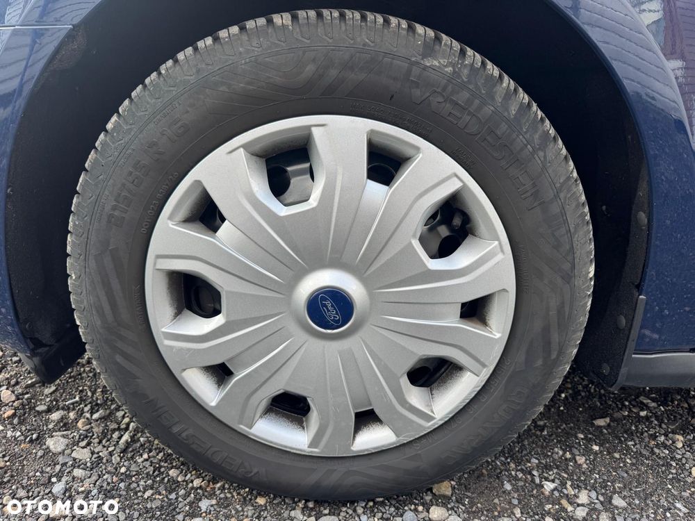 Ford Connect - 25