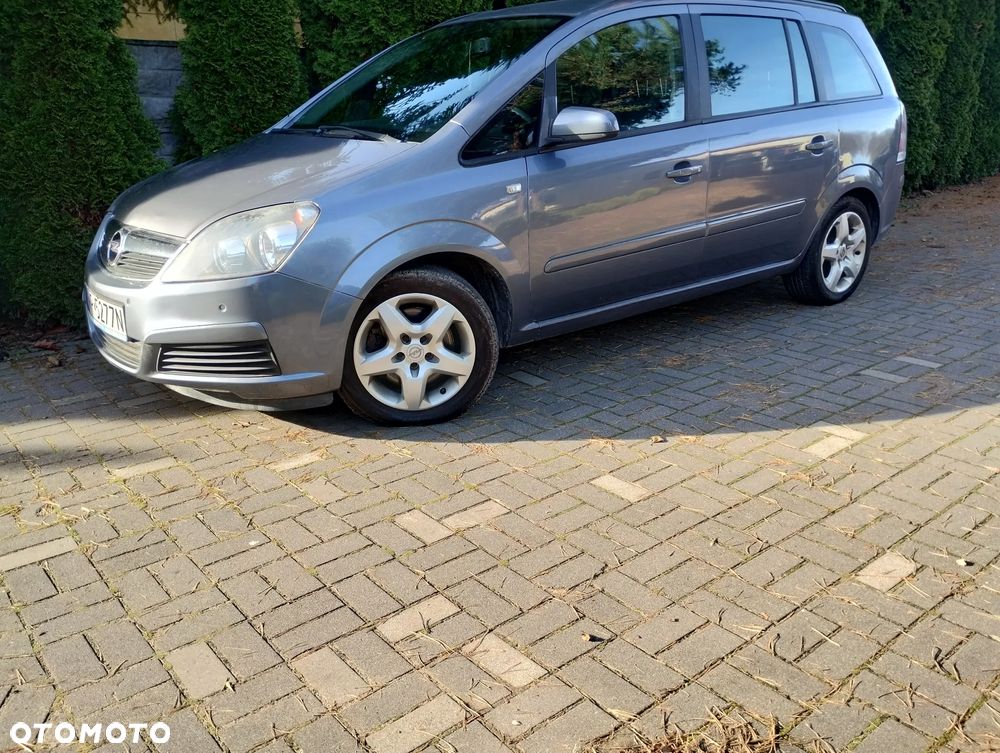 Opel Zafira 1.9 CDTI Essentia - 9
