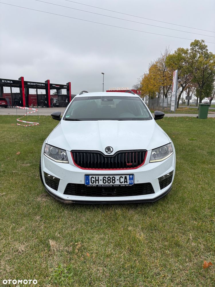 Skoda Octavia 2.0 TSI RS 245 DSG - 2