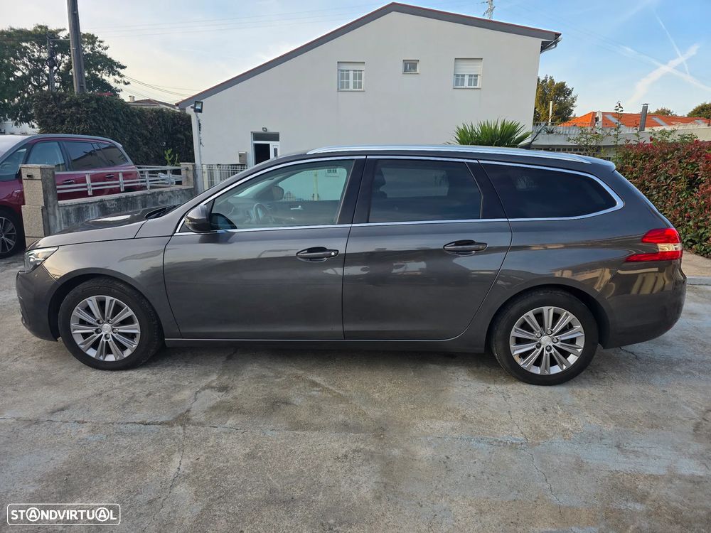 Peugeot 308 SW - 8