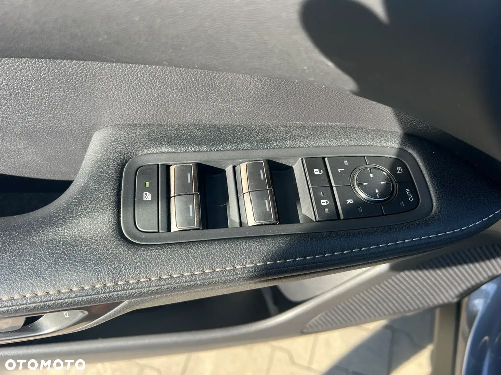 Lexus RX - 13