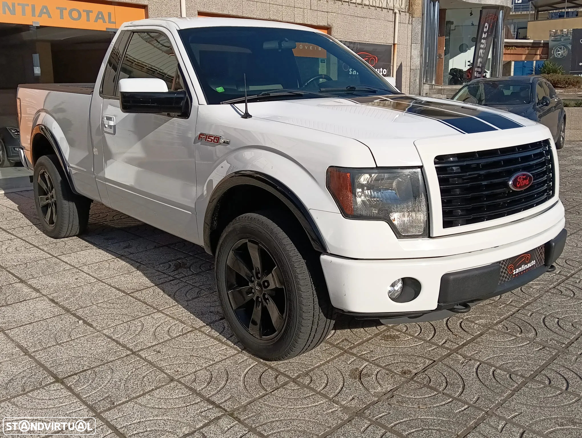 Ford F-150 - 2
