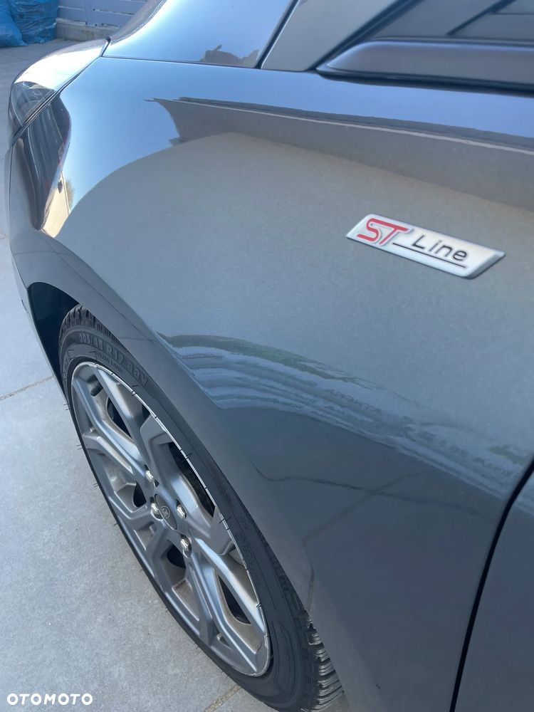 Ford Fiesta 1.0 EcoBoost S&S ST-LINE - 11