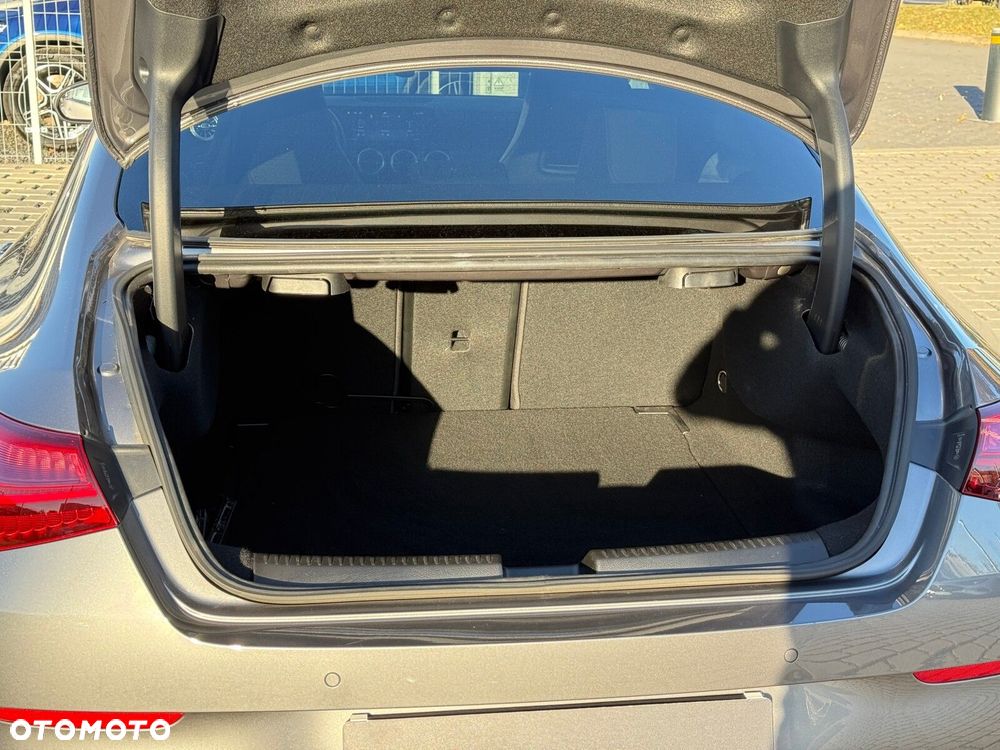 Mercedes-Benz CLA 220 mHEV 4-Matic AMG Line 8G-DCT - 28