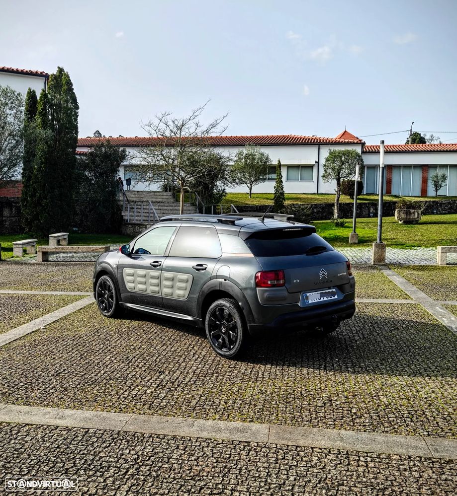 Citroën C4 Cactus 1.6 BlueHDi Shine Ed.Midnight - 22