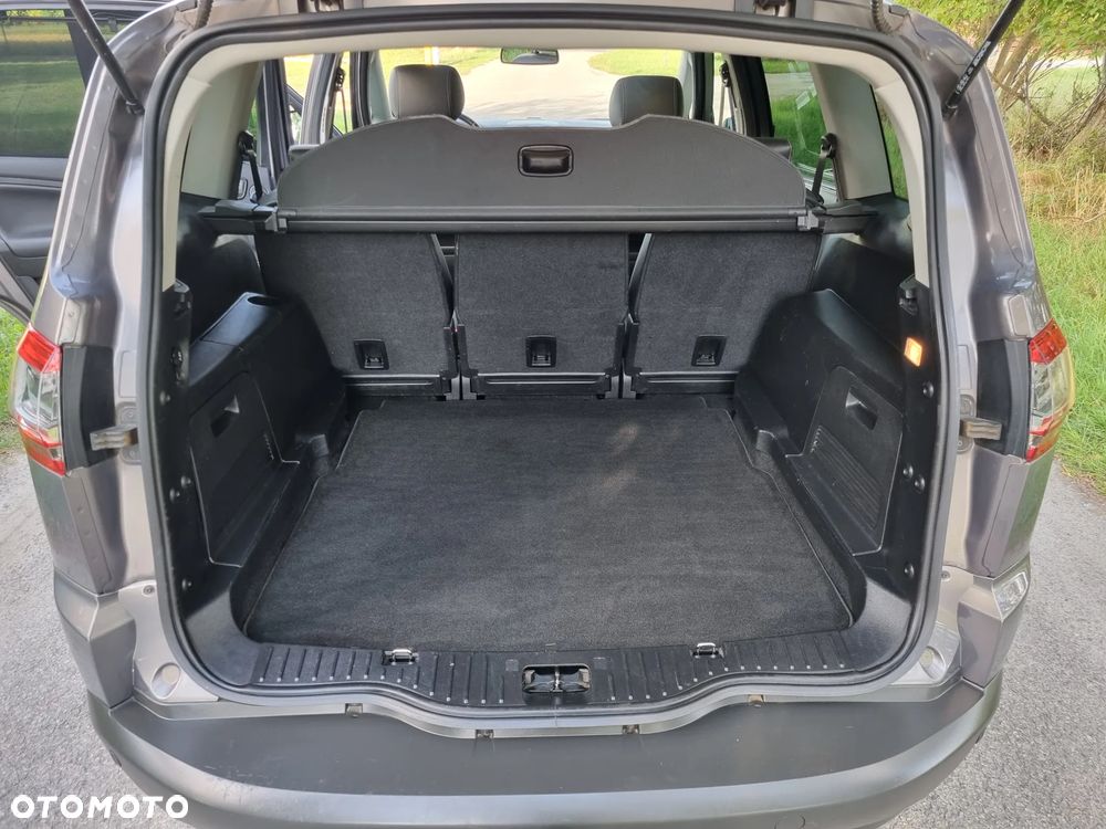 Ford S-Max 2.0 TDCi DPF Titanium X - 21