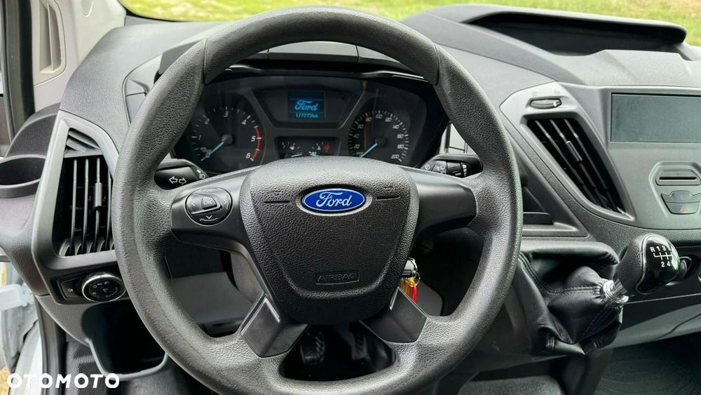Ford Transit Custom - 11