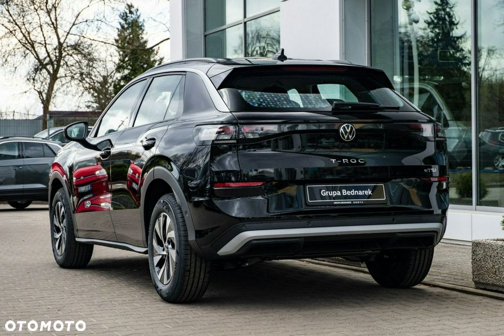 Volkswagen T-Roc - 8