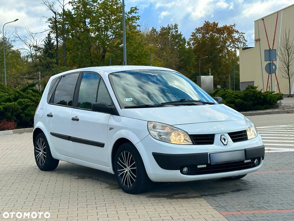 Renault Scenic 2.0 dCi 16V Infinity - 1