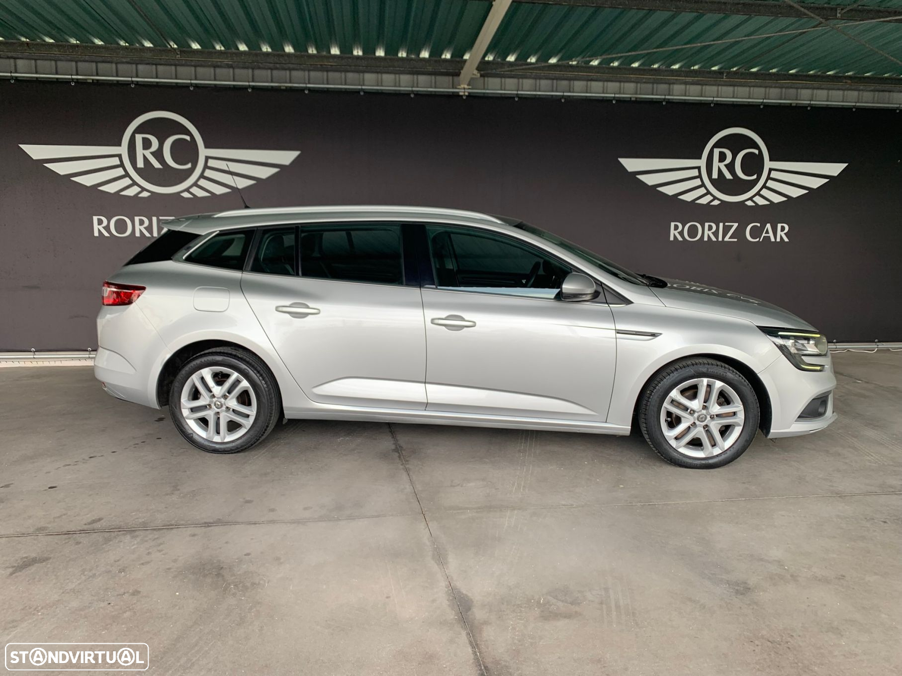 Renault Mégane Sport Tourer 1.5 Blue dCi Limited EDC - 3