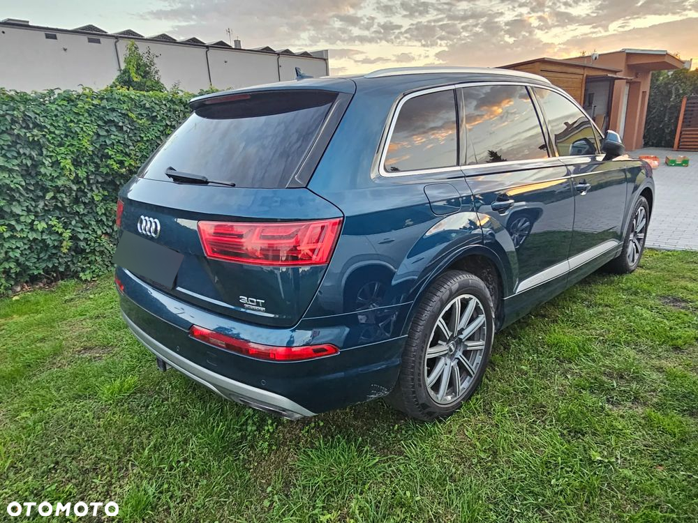Audi Q7 - 17