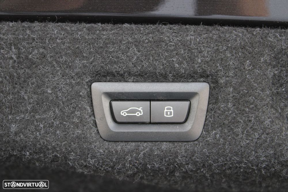BMW i5 eDrive40 Pack Desportivo M - 28