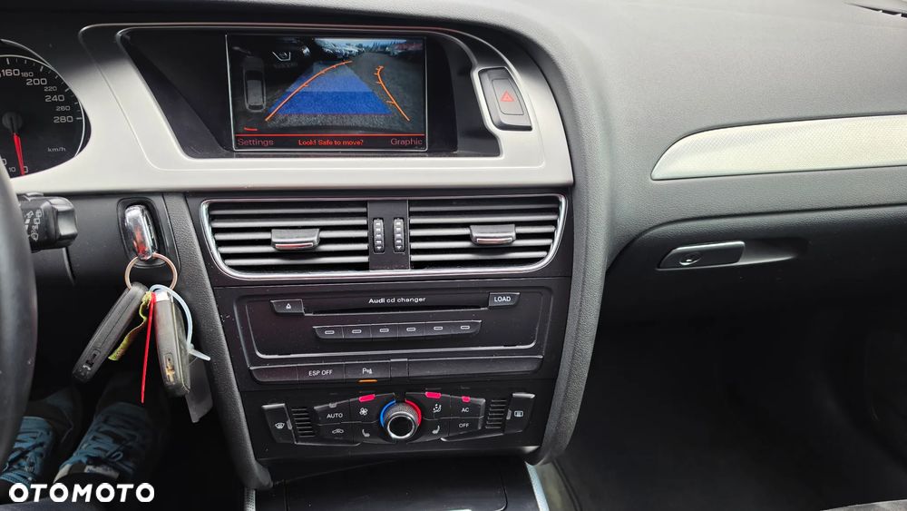 Audi A4 Avant - 13