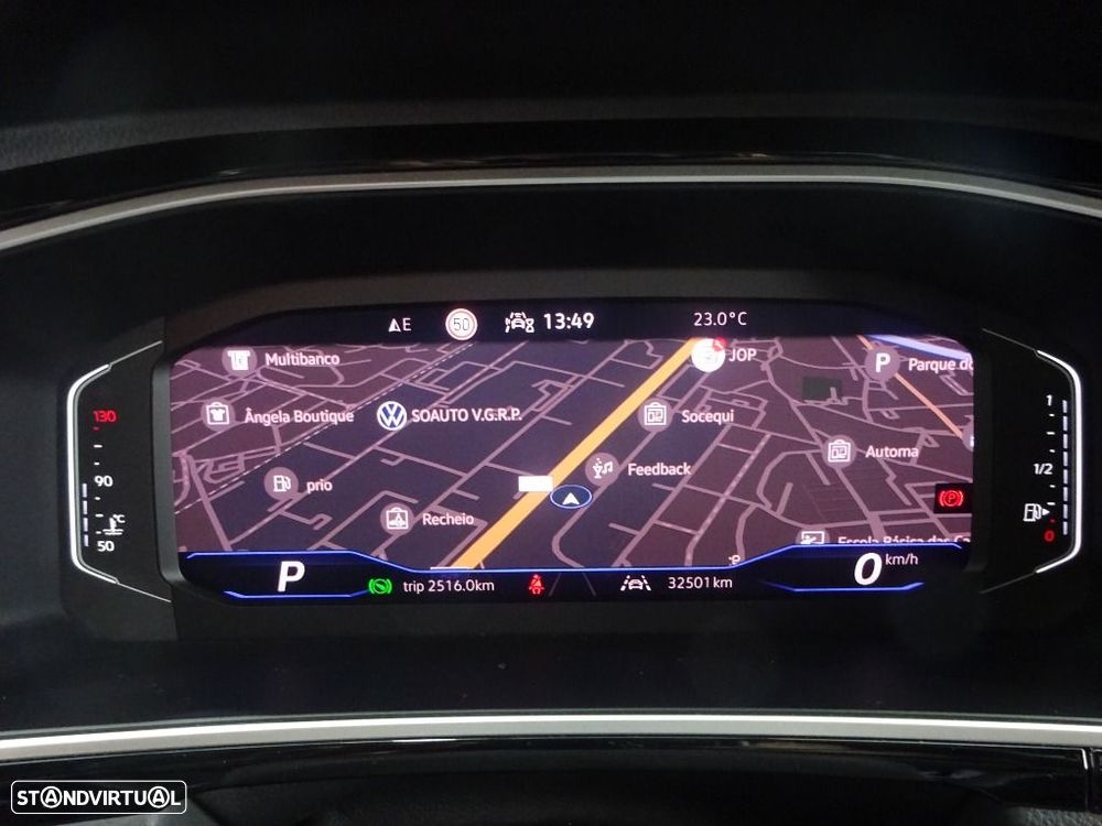 VW T-Roc 1.5 TSI R-Line DSG - 19