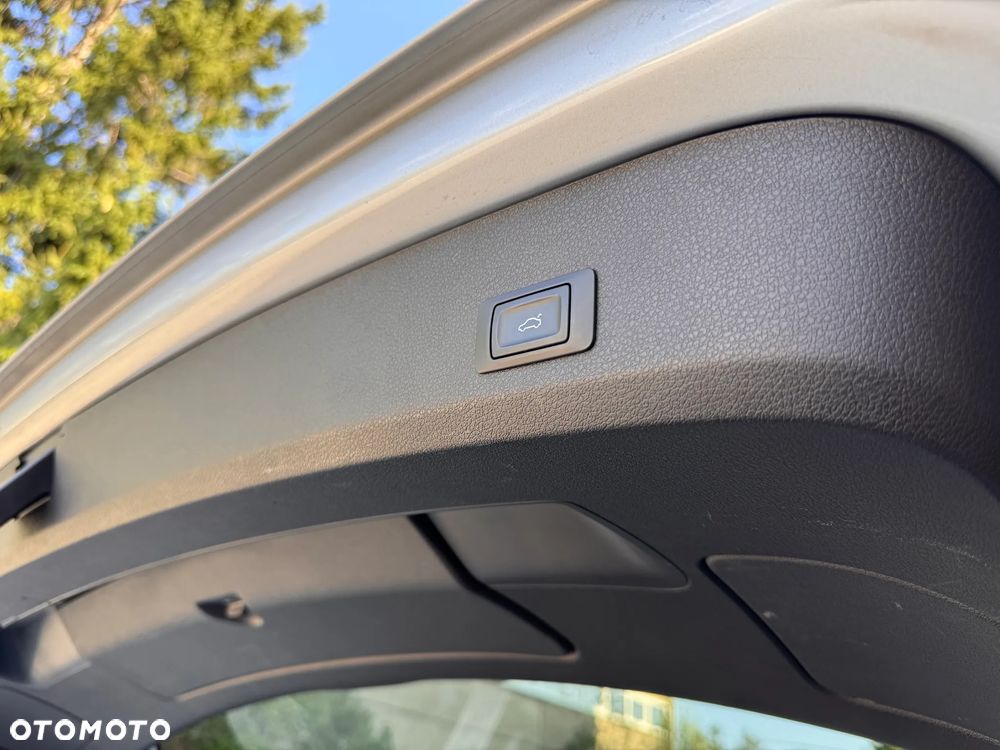 Audi Q7 3.0 TFSI Quattro Tiptronic - 24