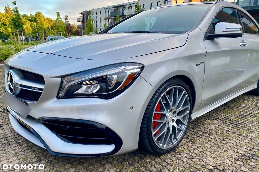 Mercedes-Benz CLA AMG 45 4-Matic - 4