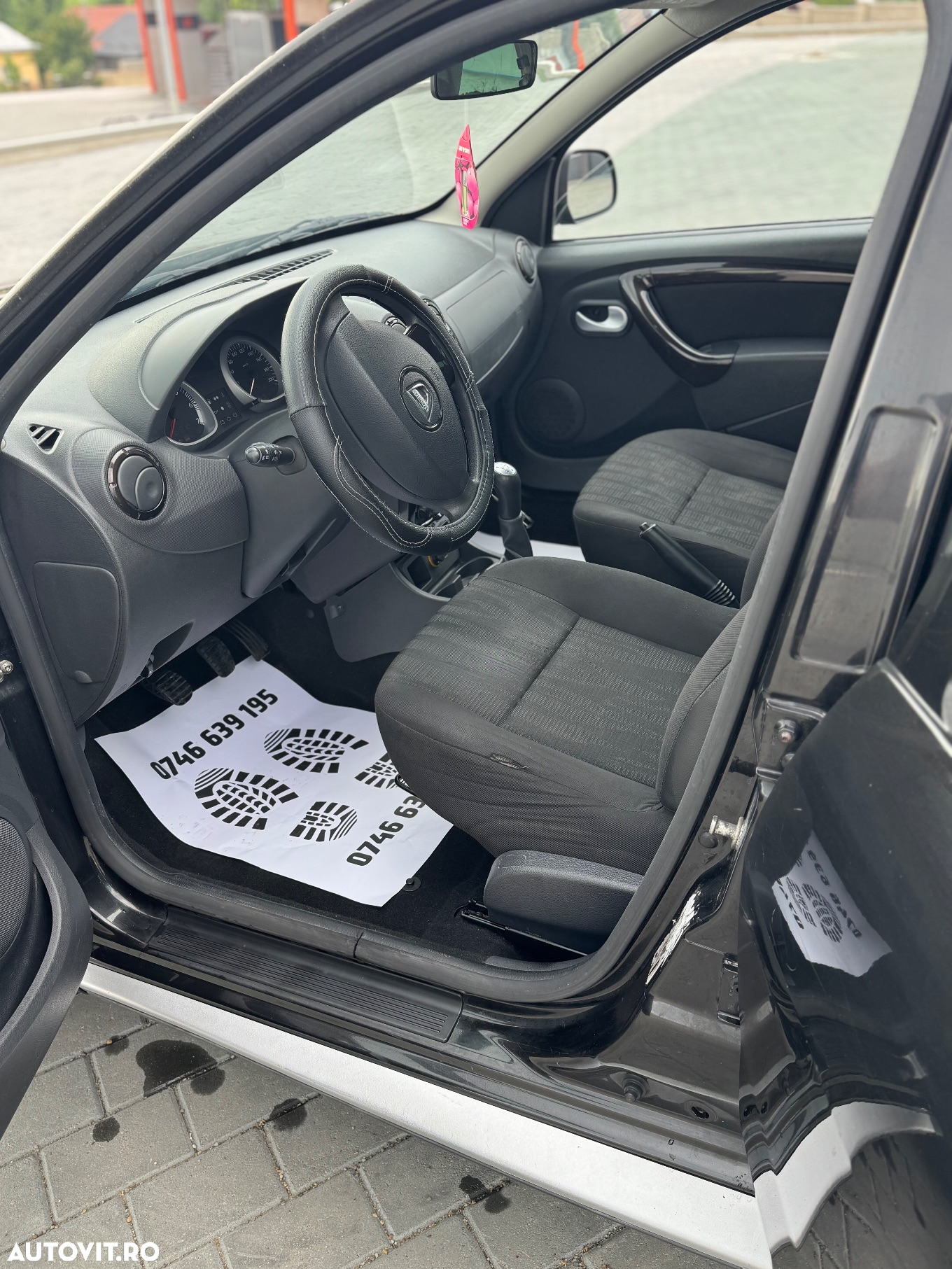 Dacia Duster 1.5 dCi 4x2 Laureate - 9