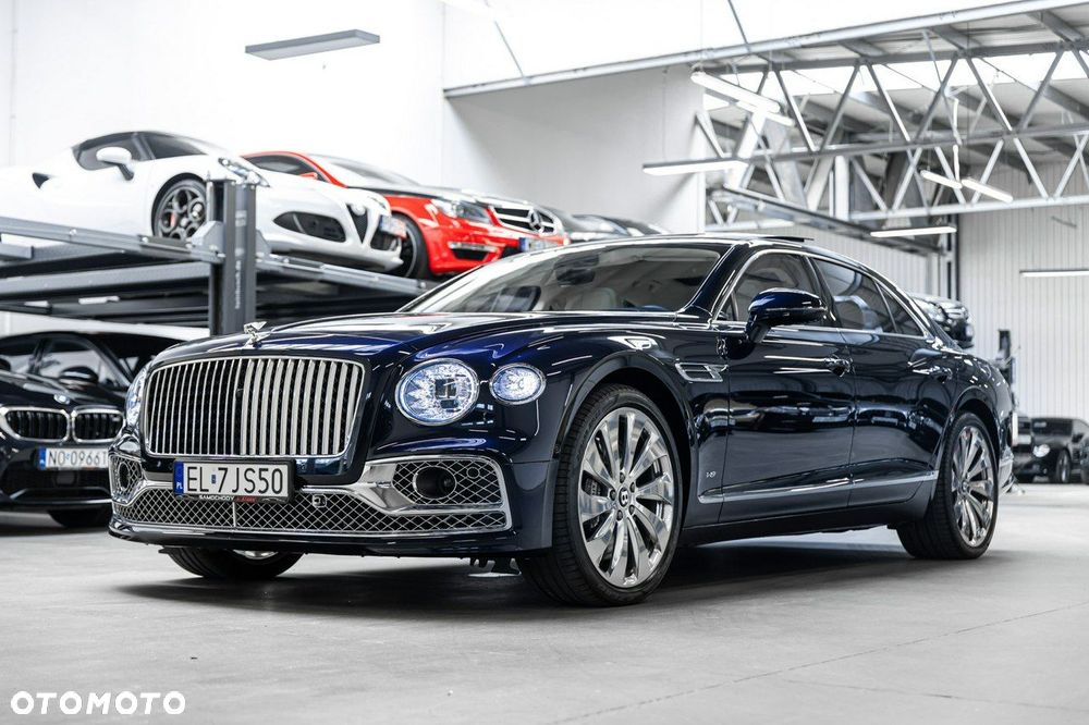 Bentley Flying Spur - 3