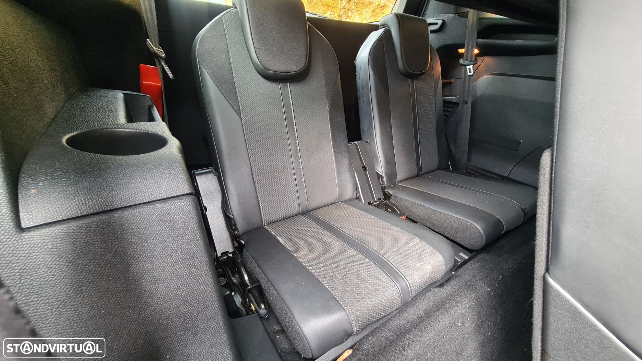 Peugeot 5008 1.5 BlueHDi GT EAT8 - 59