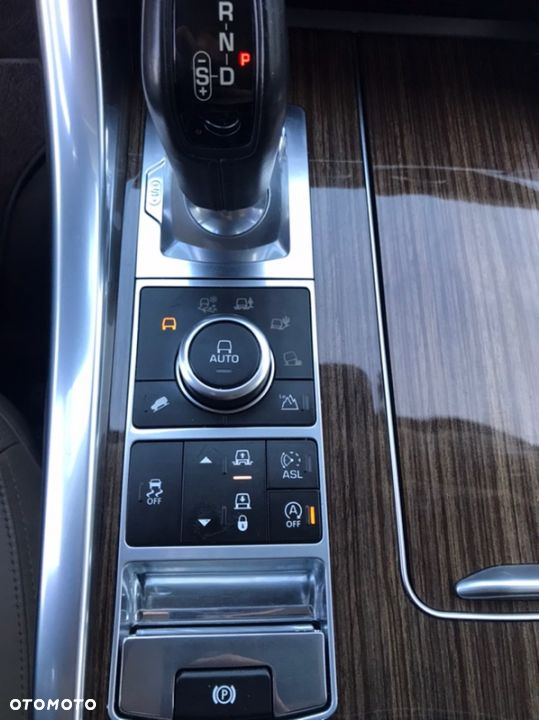 Land Rover Range Rover Sport S 3.0 SD V6 HSE - 35
