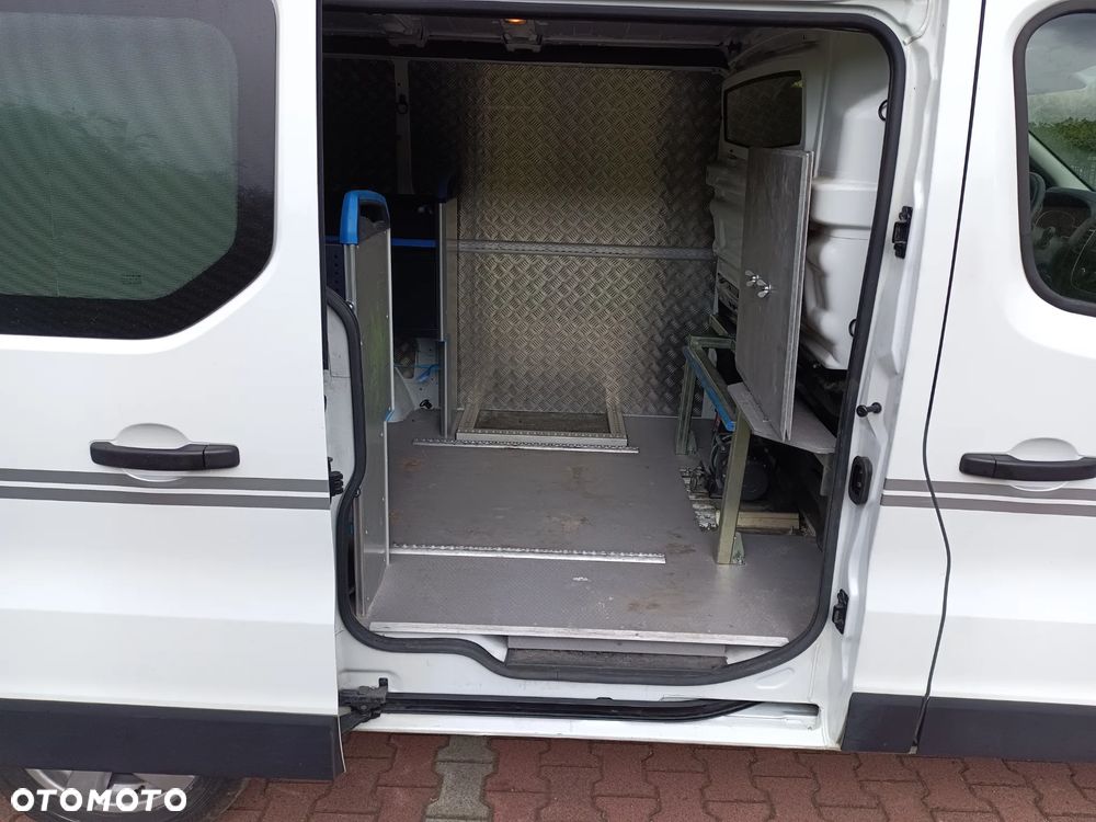 Renault Trafic dci120 - 6