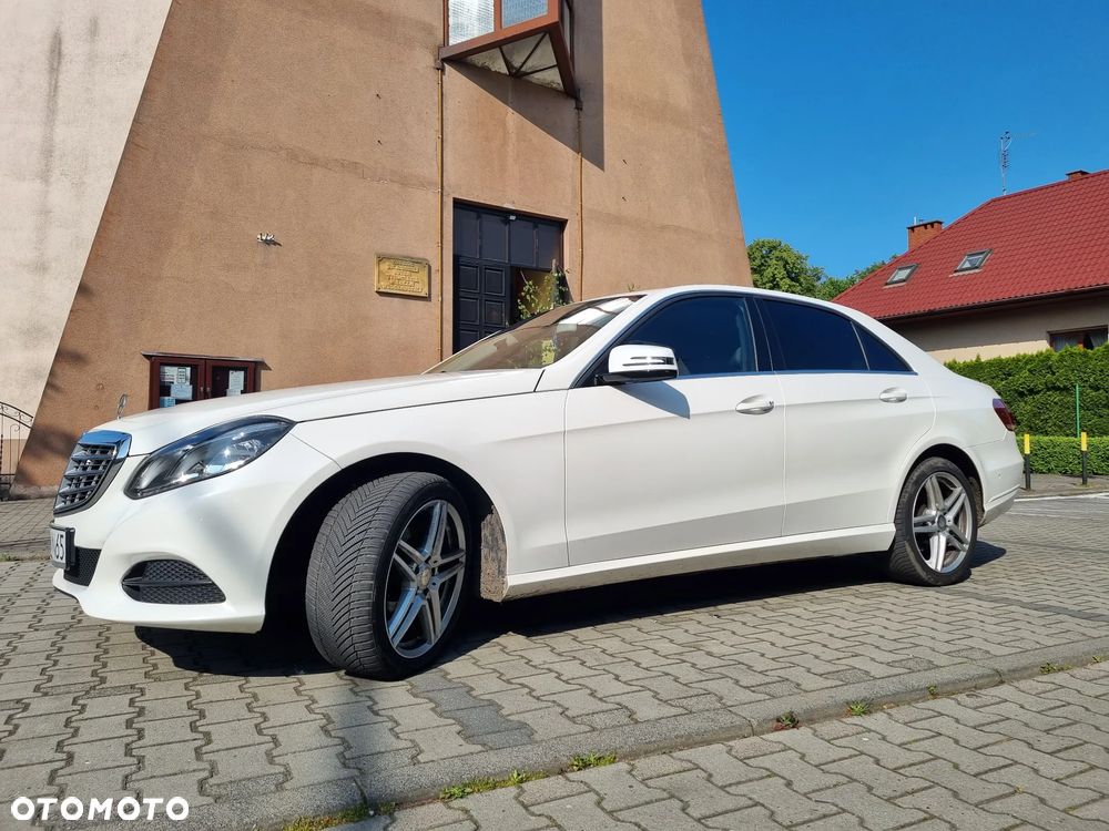 Mercedes-Benz Klasa E 200 CDI DPF BlueEFFICIENCY 7G-TRONIC - 4