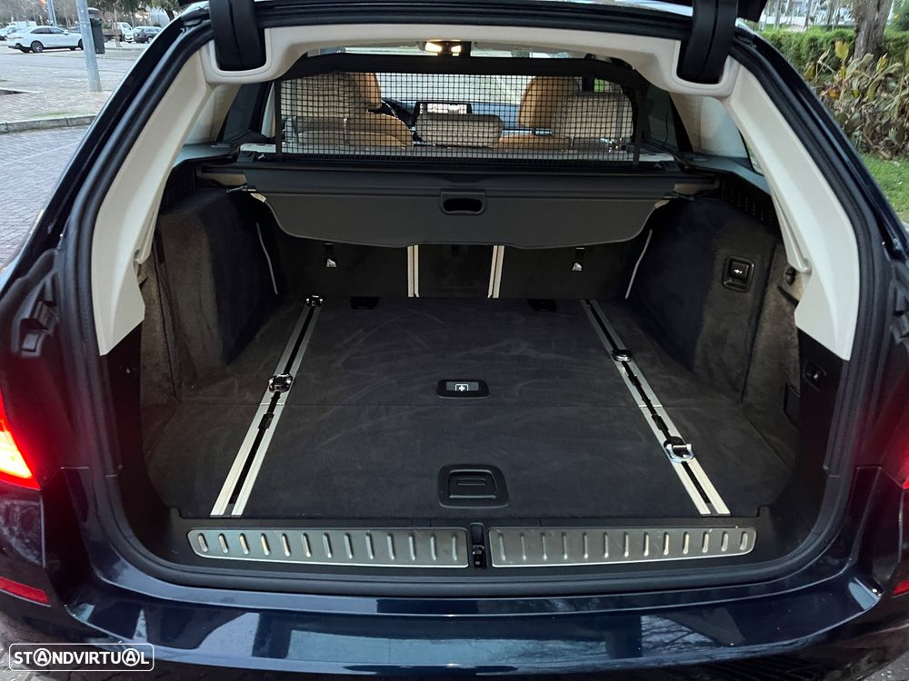 BMW 520 d Line Luxury Auto - 30