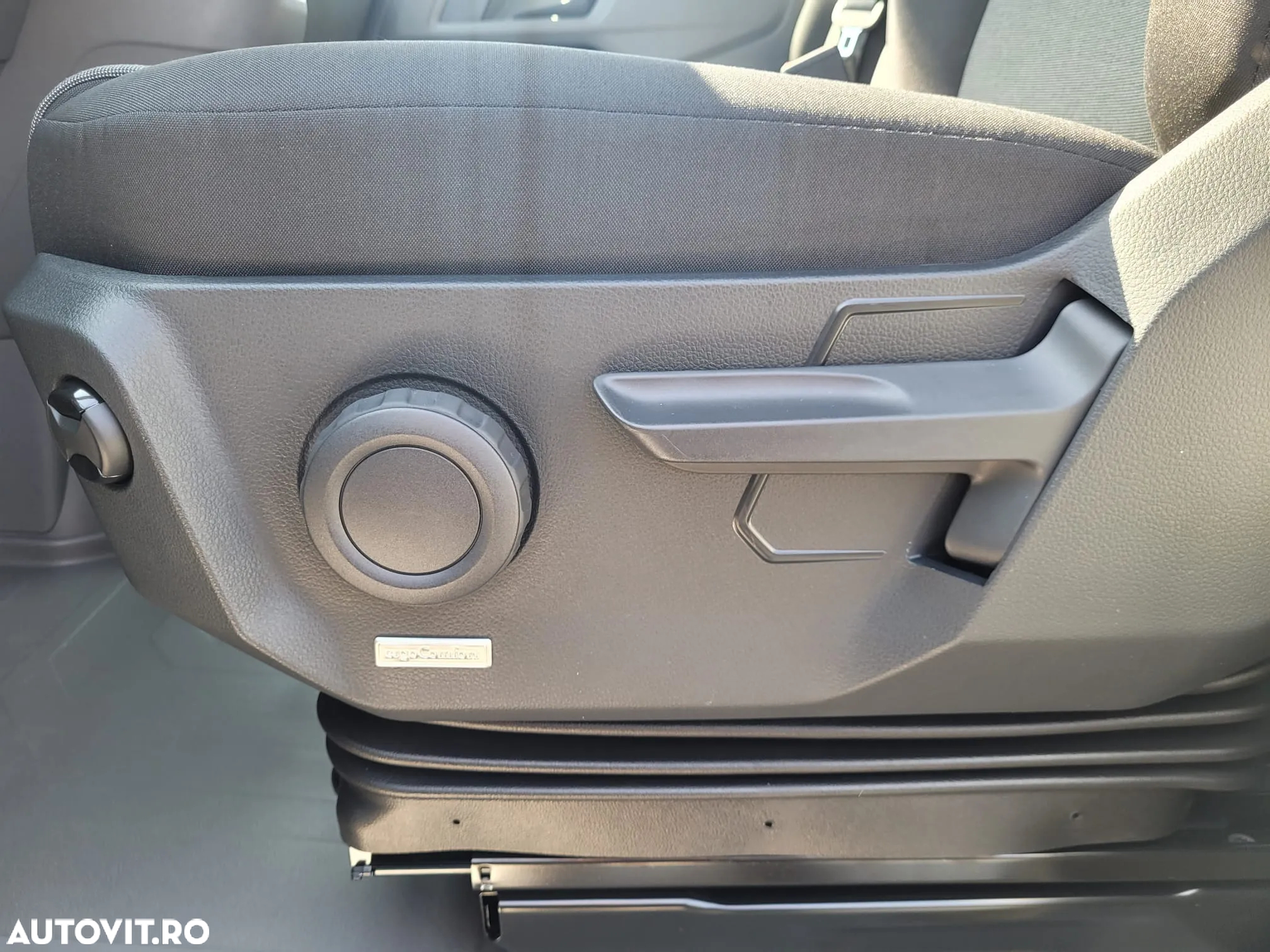 Volkswagen Crafter 35 Furgon L4H3 140CP M6 - 10