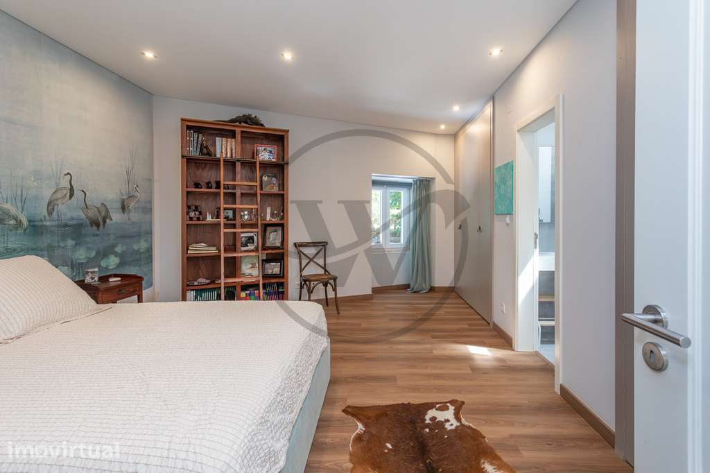 Prédio Misto Remodelado – Centro Histórico de São Pedro de Sintra - Grande imagem: 2/28