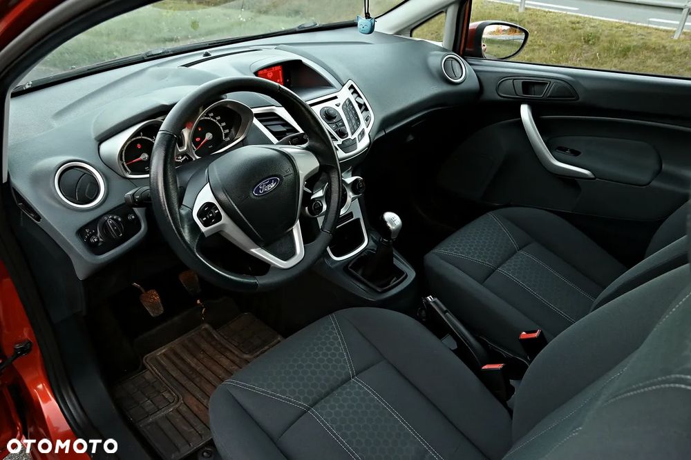 Ford Fiesta 1.4 Champ - 6