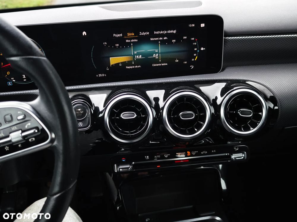 Mercedes-Benz Klasa A 200 Edition 19 - 29