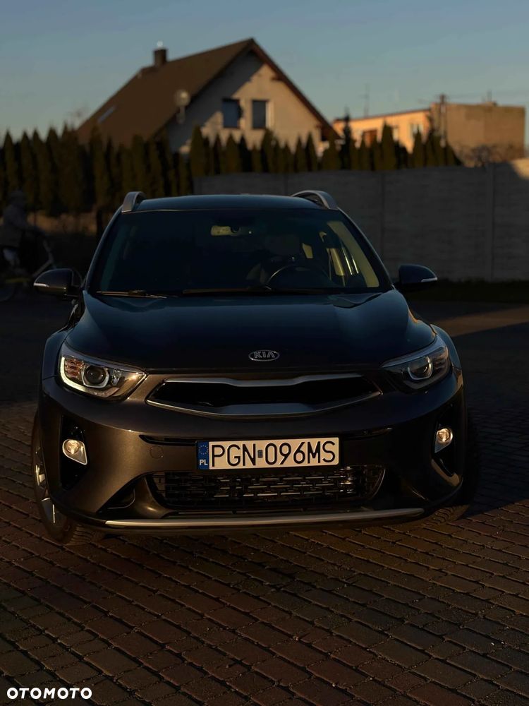 Kia Stonic 1.4 L - 13