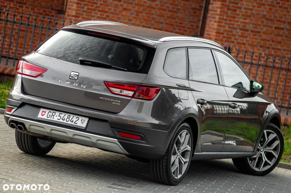 Seat Leon 2.0 TDI DPF Start&Stop DSG XCELLENCE - 16