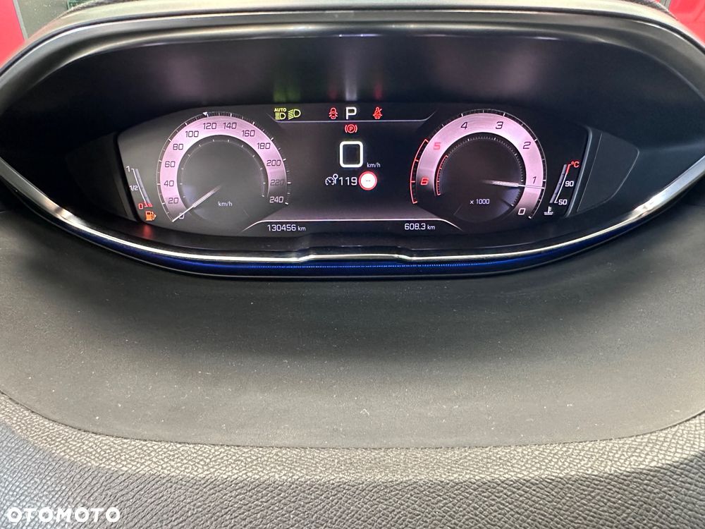 Peugeot 3008 1.5 BlueHDi GT S&S EAT8 - 31