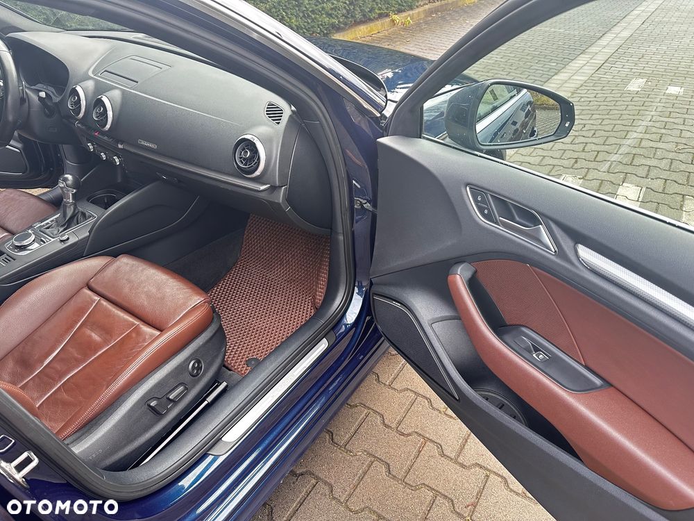 Audi A3 Sportback - 16