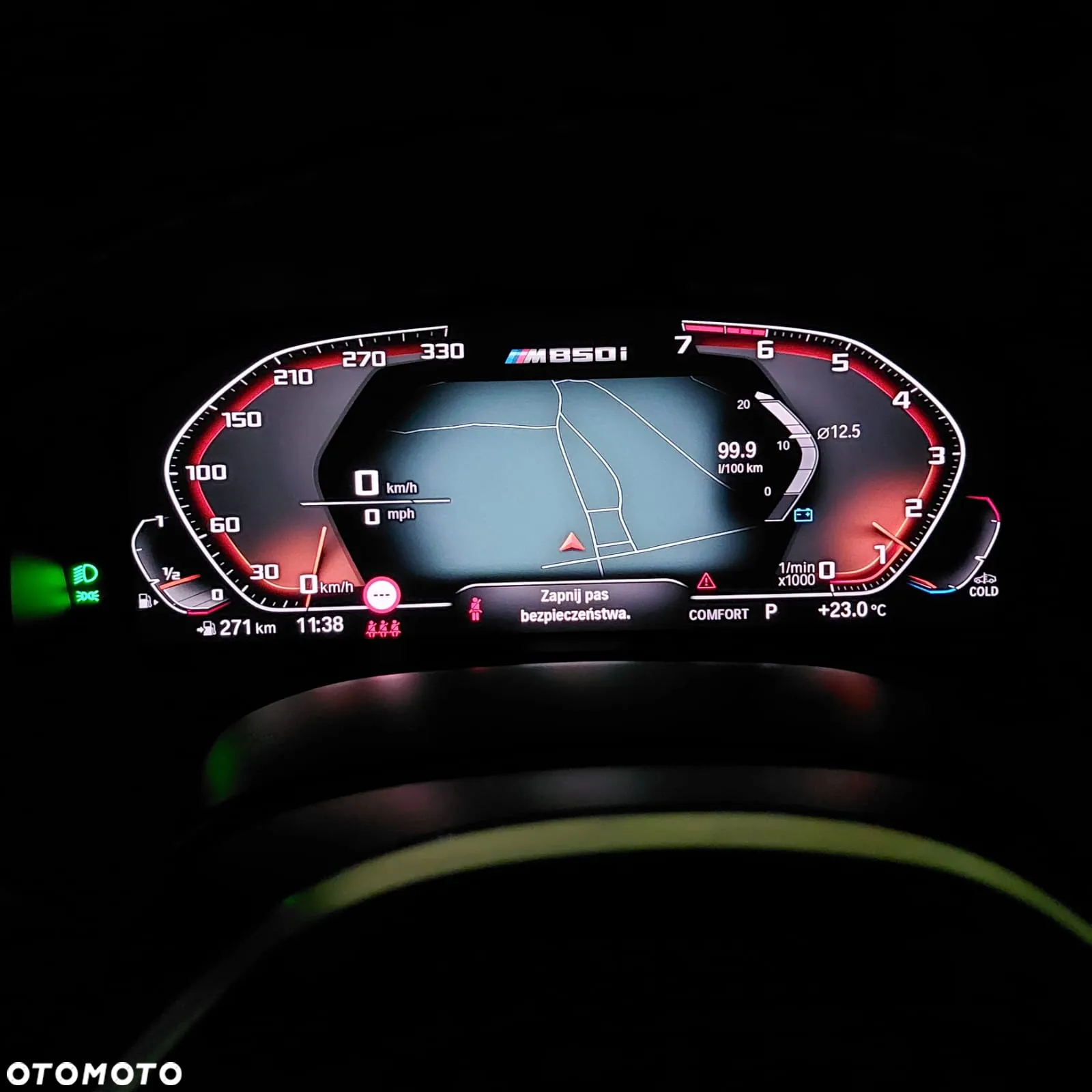BMW Seria 8 M850i xDrive Gran Coupe - 31