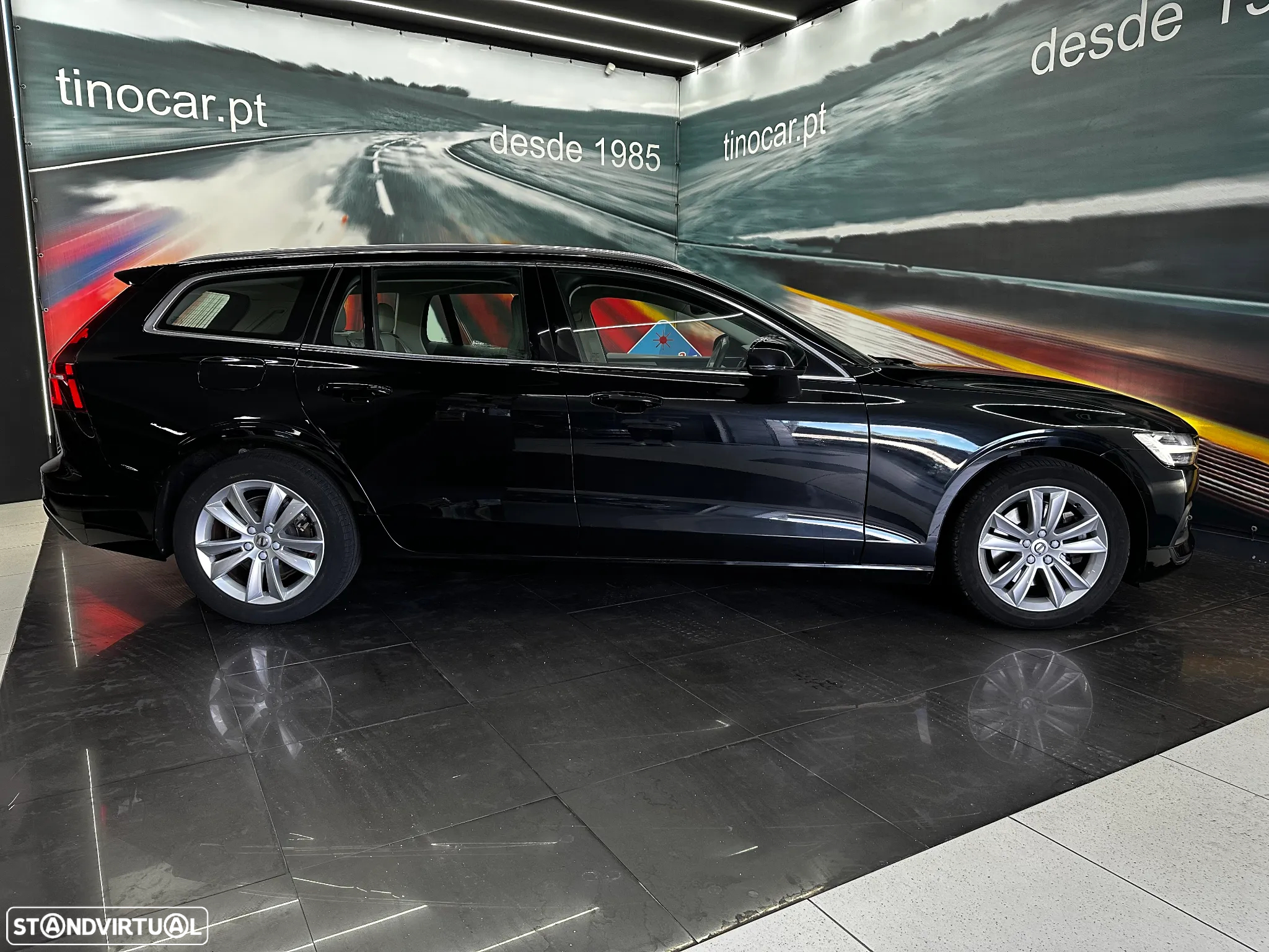 Volvo V60 2.0 D4 Momentum Geartronic - 5