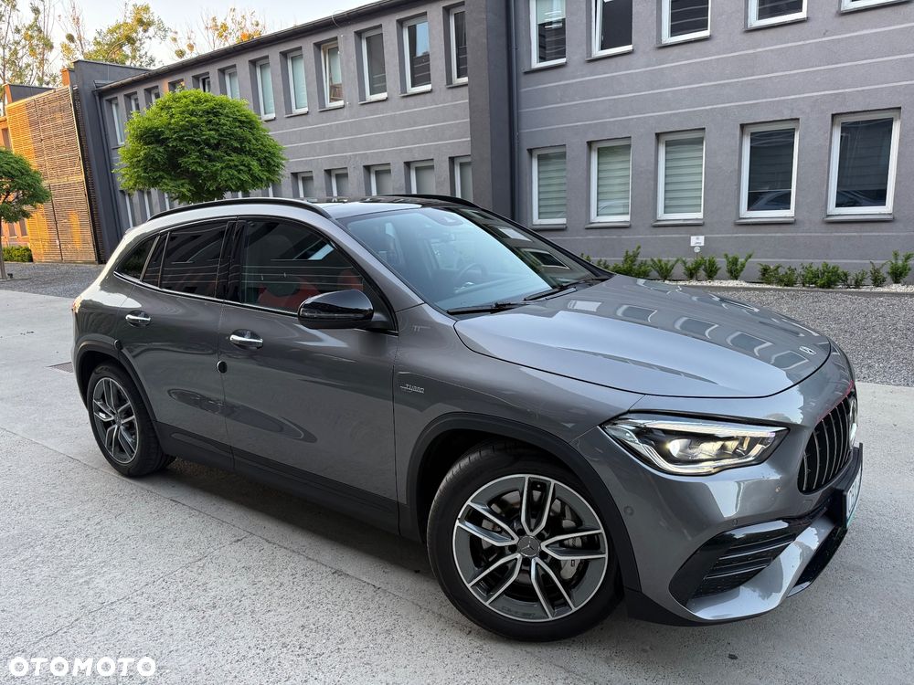 Mercedes-Benz GLA AMG 35 4-Matic - 2
