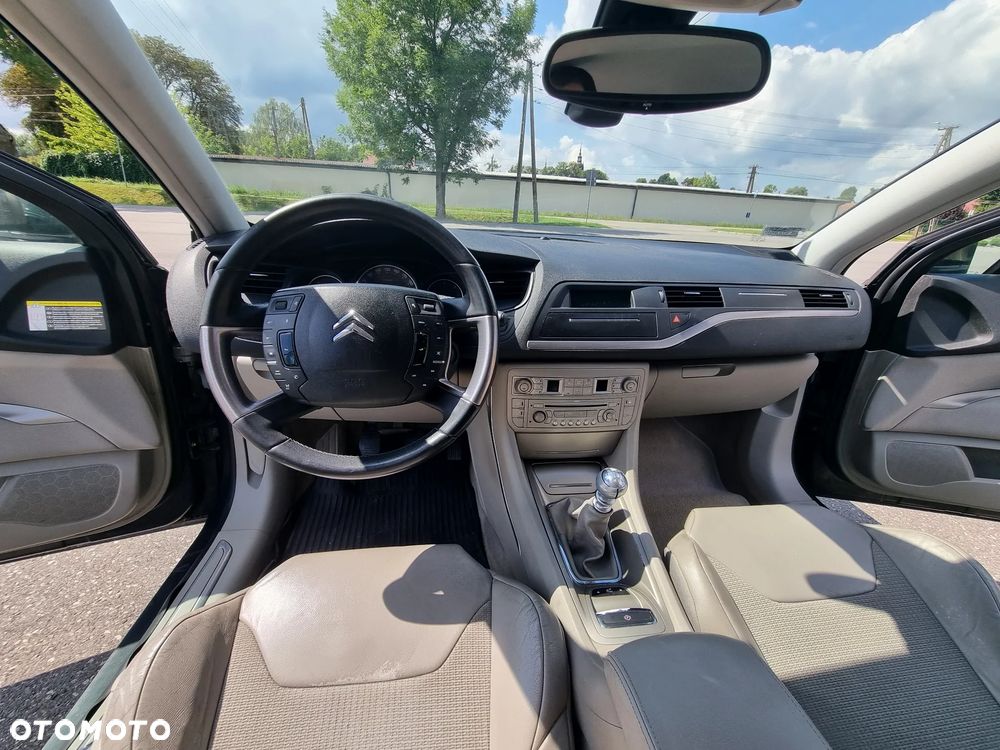 Citroën C5 2.2 HDi Exclusive - 19