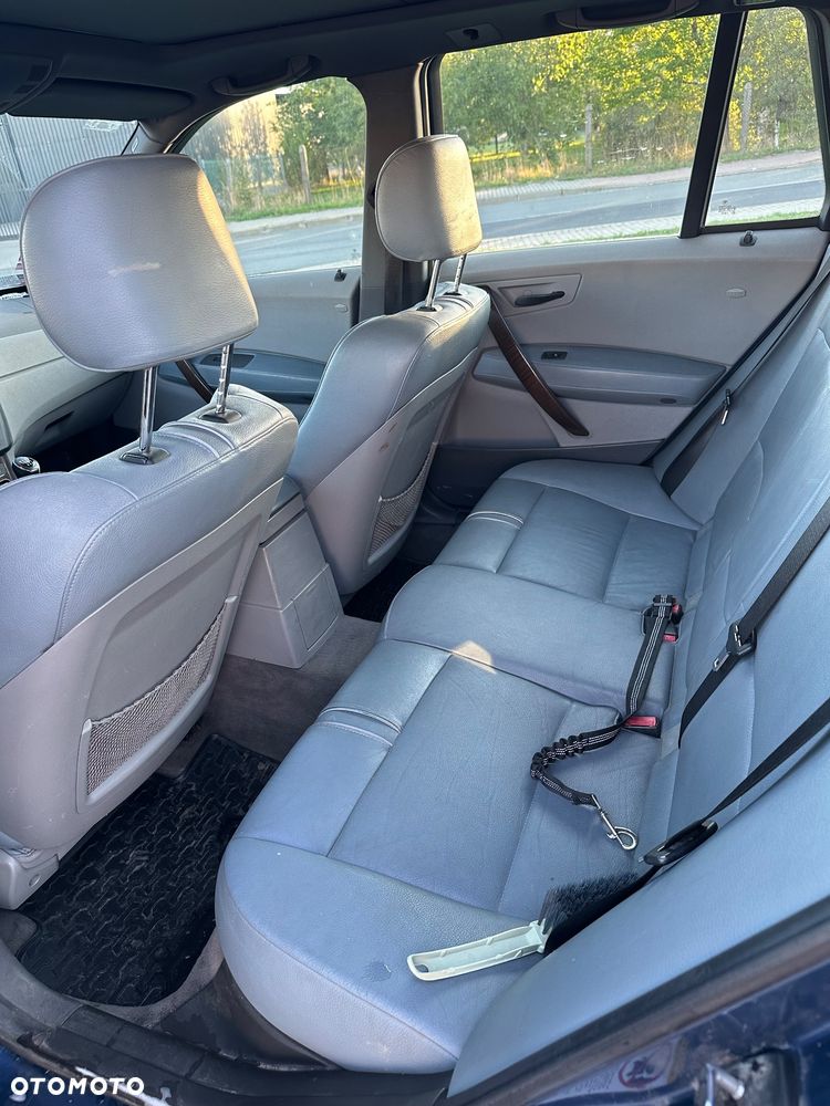 BMW X3 3.0d - 9