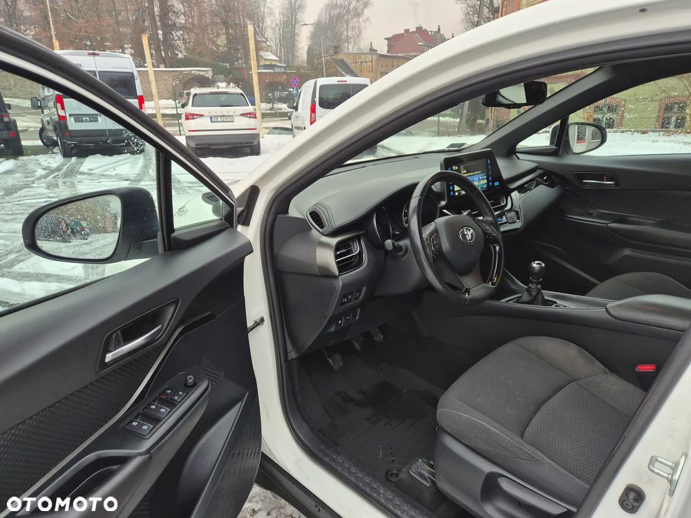 Toyota C-HR 1.2 T Premium - 27