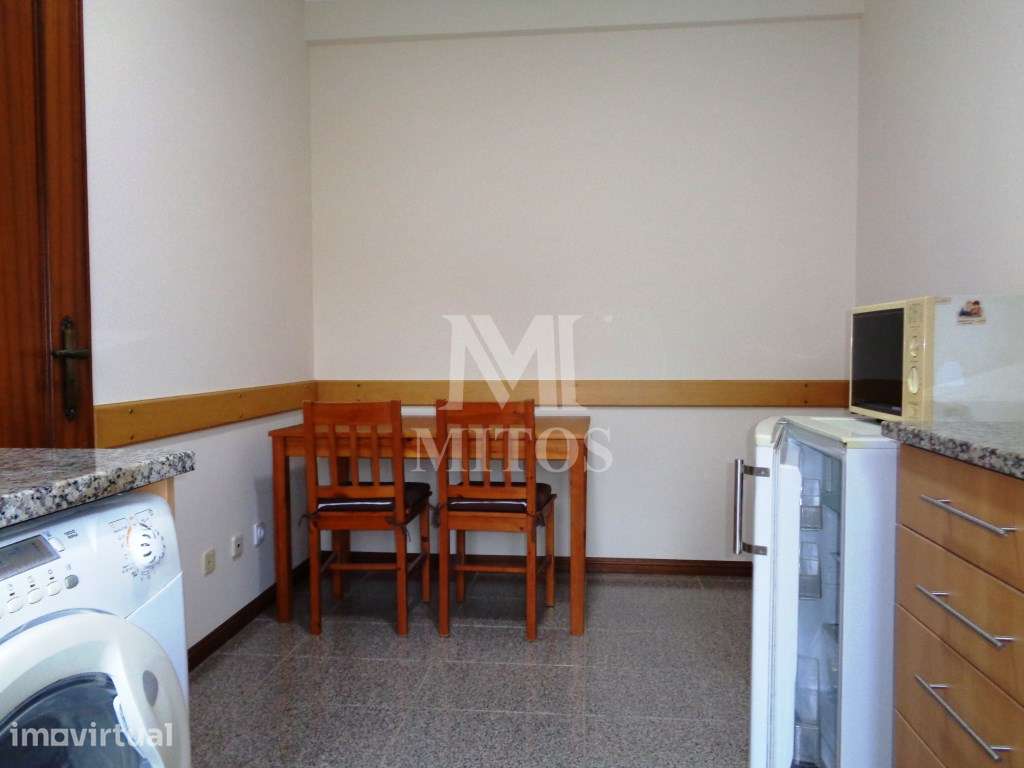 T1 para arrendamento mobilado e equipado no centro de Viana do Castelo - Grande imagem: 4/8