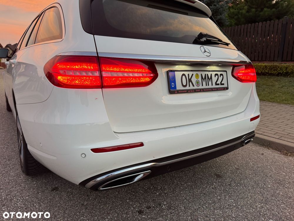 Mercedes-Benz Klasa E 220 d 4Matic 9G-TRONIC Sportstyle Edition - 14
