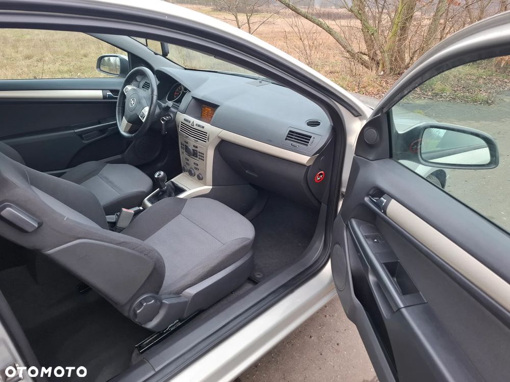 Opel Astra 1.6 Selection 110 Jahre - 16