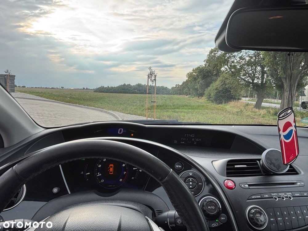 Honda Civic 1.8 Comfort - 18