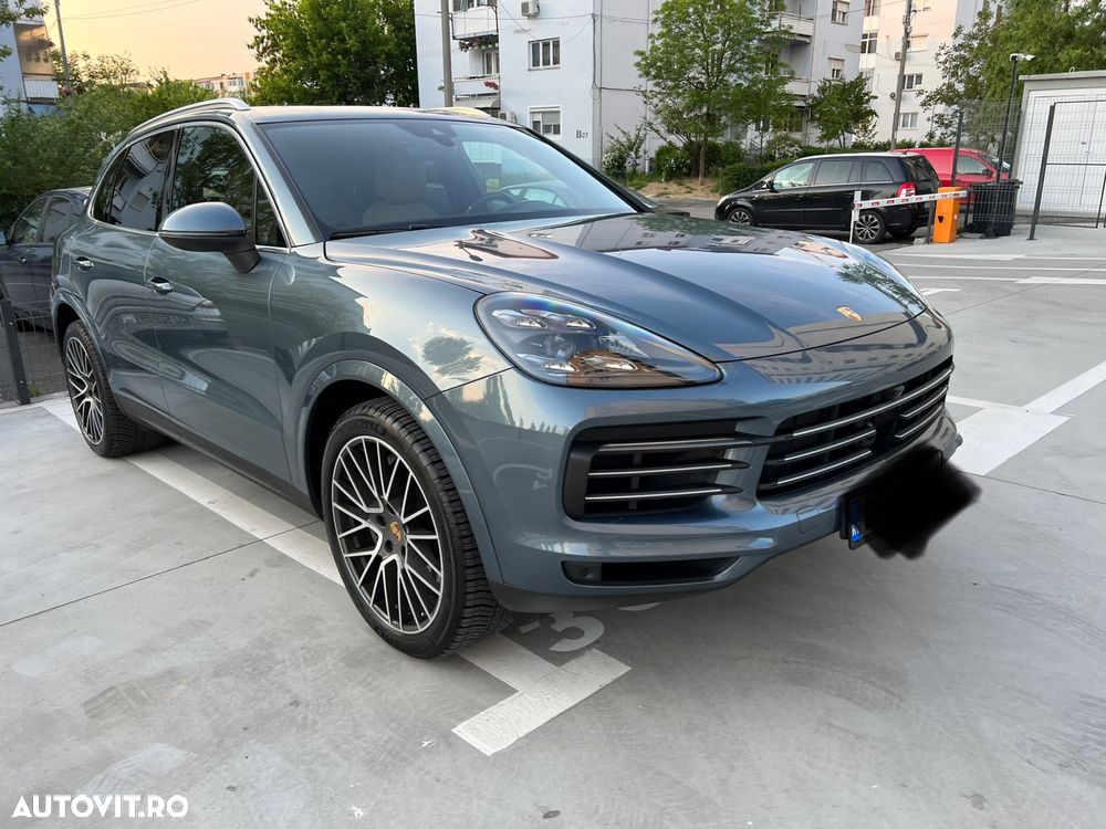 Porsche Cayenne S - 9