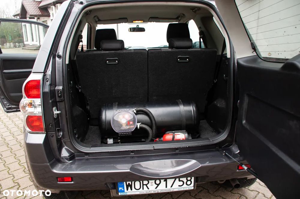 Suzuki Grand Vitara 1.6 Club - 15