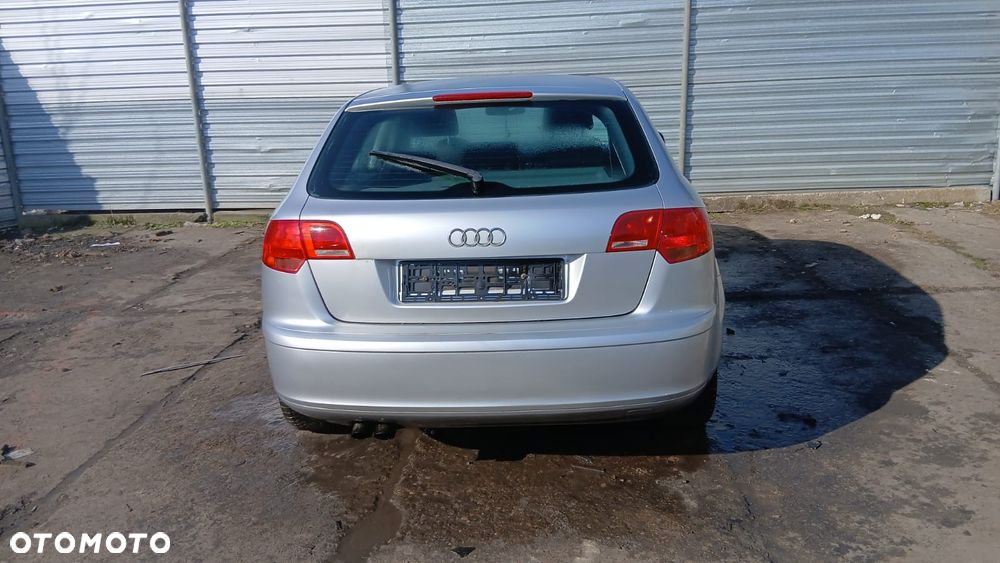 Tylko Części AUDI A3 8P 2.0 TDI BKD 140KM 104kW 5D SPORTBACK 04r–08r Lakier LY7W - 2