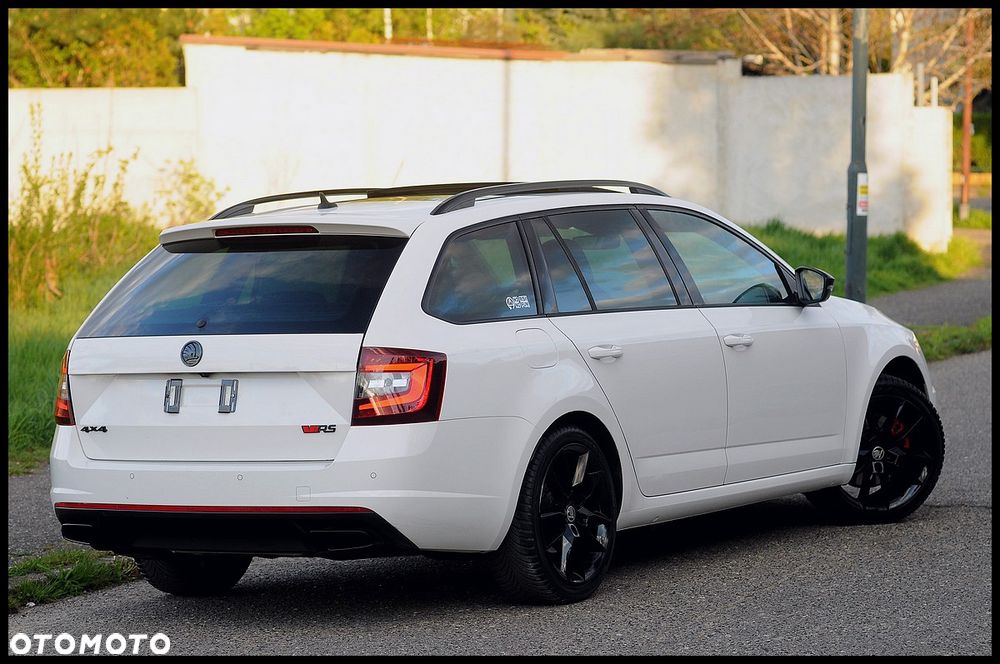 Skoda Octavia 2.0 TDI 4x4 DSG RS - 20