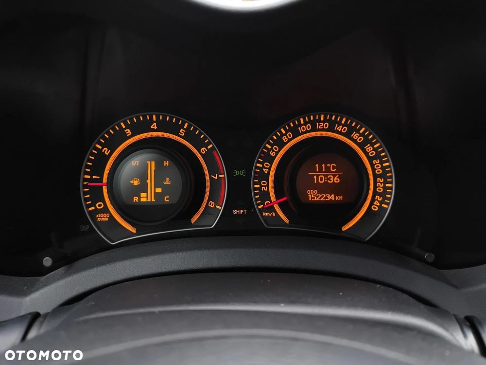 Toyota Auris - 13